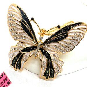 Betsey Johnson black white enamel rhinestone pendant necklace NEW